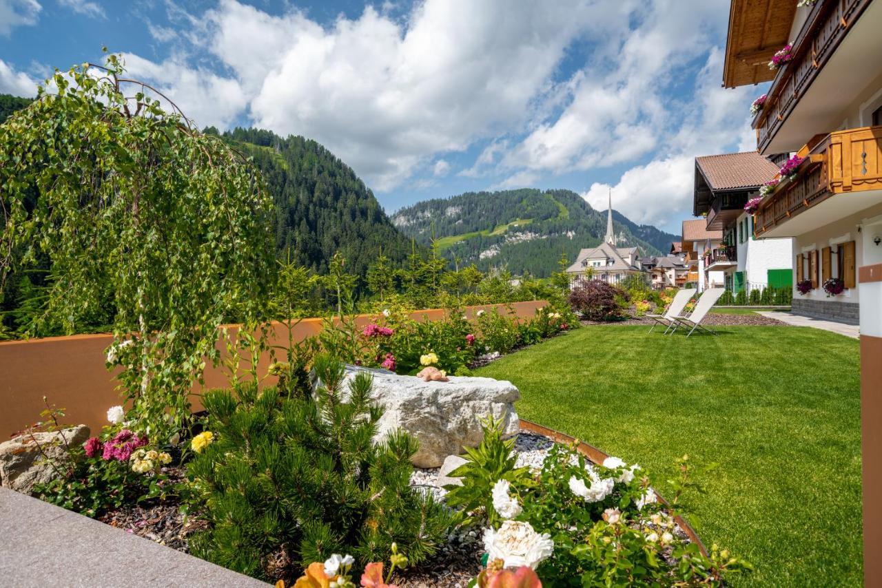 Hotel Vernel Santa Cristina Val Gardena Eksteriør billede