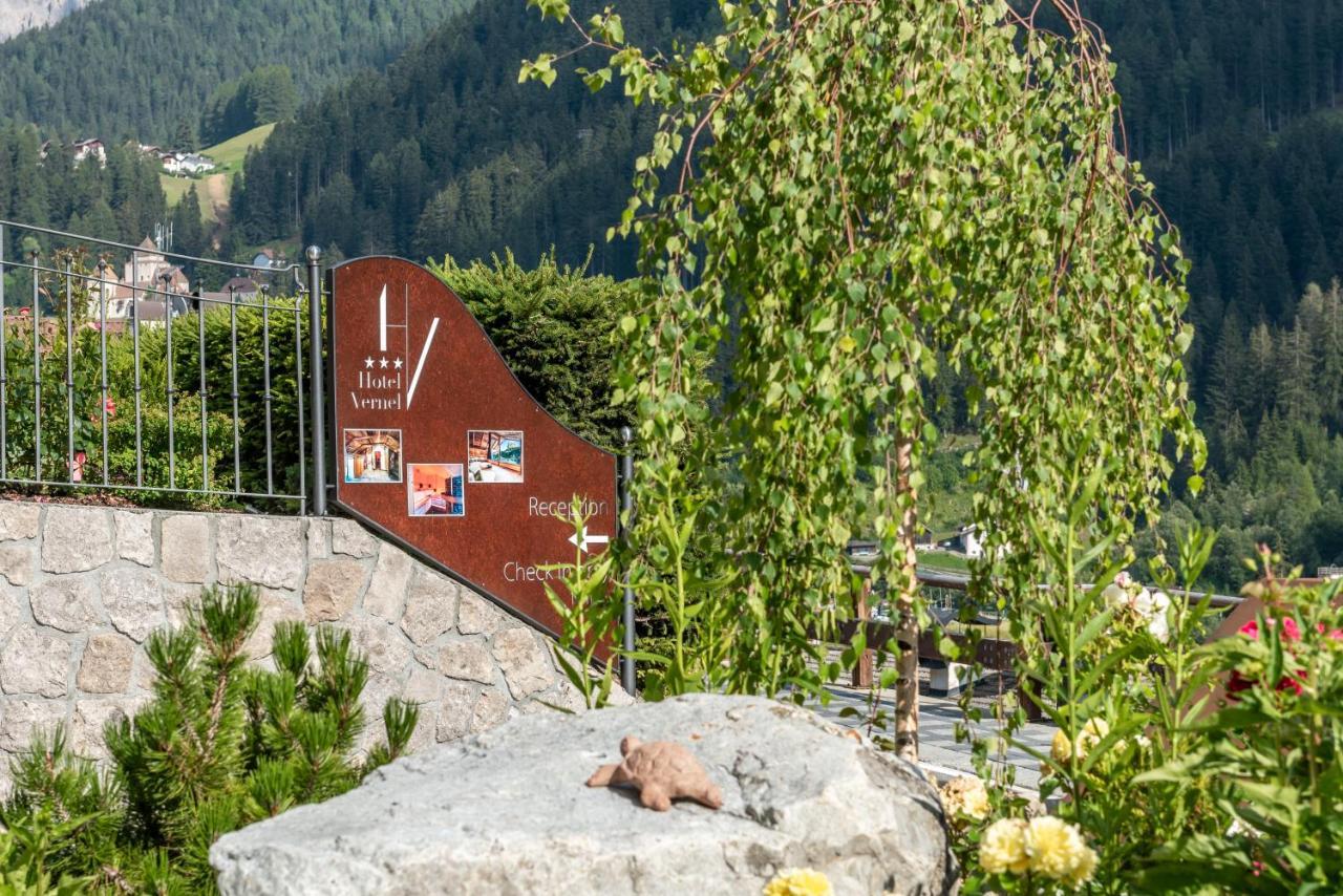 Hotel Vernel Santa Cristina Val Gardena Eksteriør billede