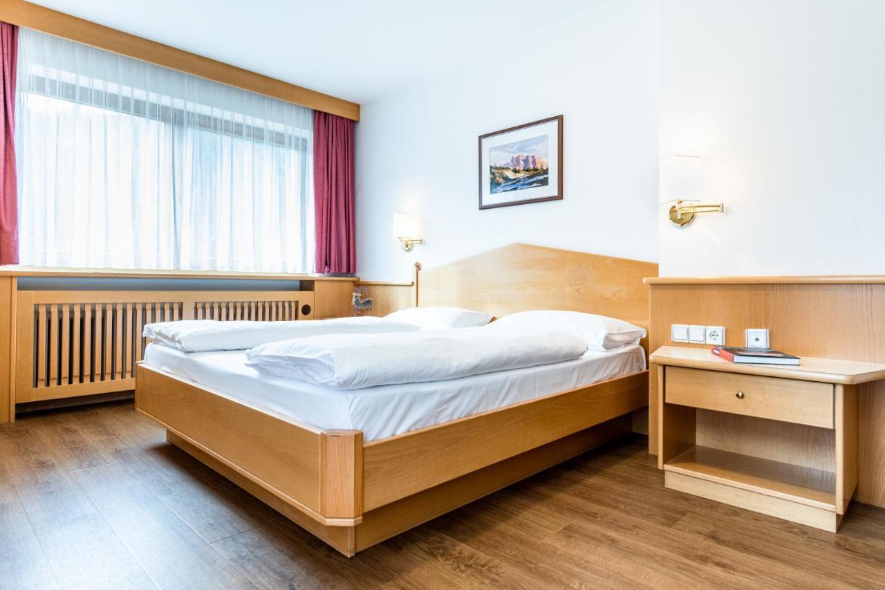 Hotel Vernel Santa Cristina Val Gardena Eksteriør billede