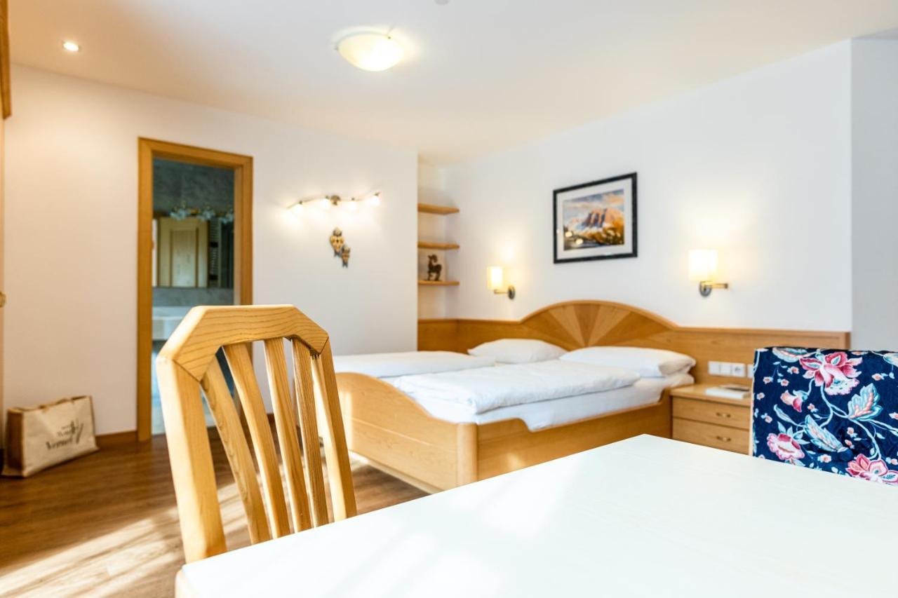 Hotel Vernel Santa Cristina Val Gardena Eksteriør billede
