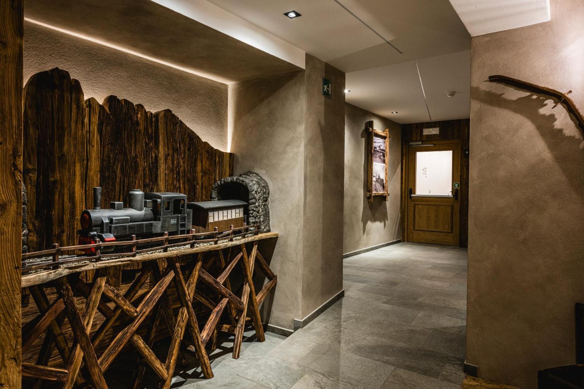 Hotel Vernel Santa Cristina Val Gardena Eksteriør billede