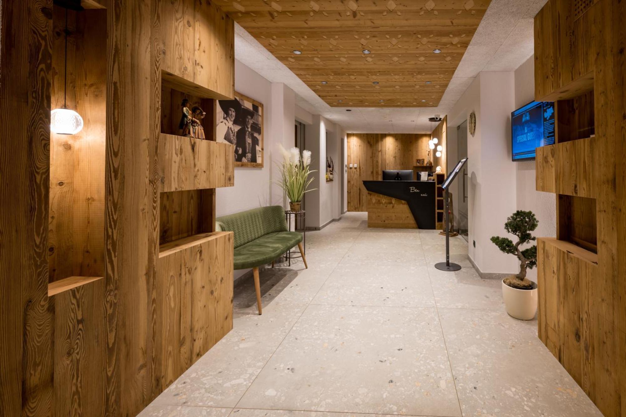Hotel Vernel Santa Cristina Val Gardena Eksteriør billede