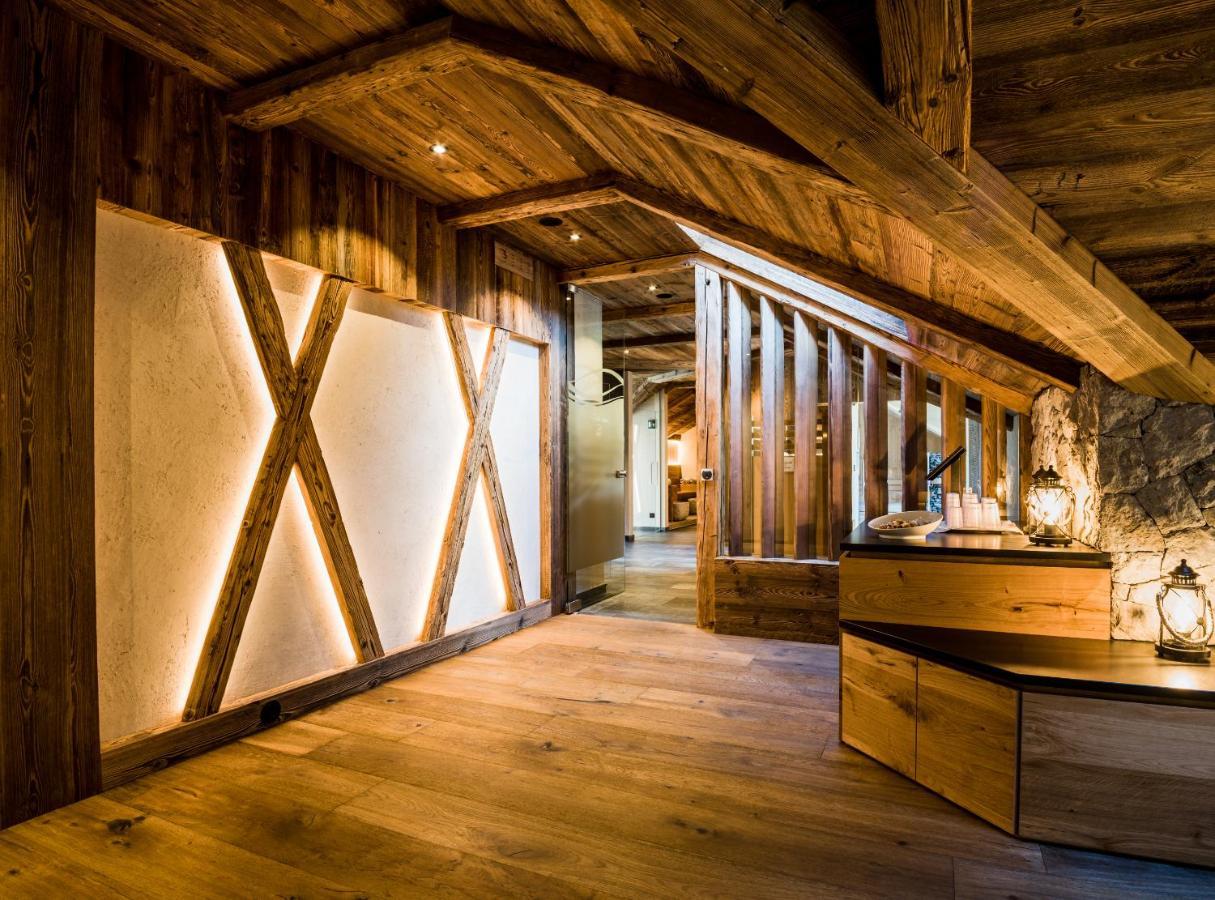 Hotel Vernel Santa Cristina Val Gardena Eksteriør billede